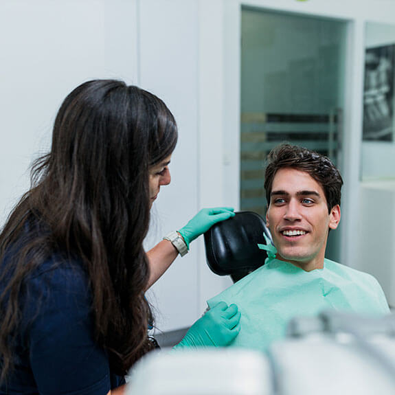 man-with-dentist